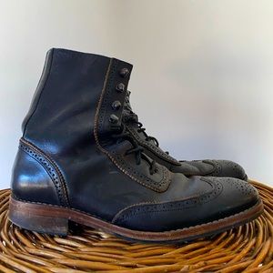 Wolverine 1000 Mile Winchester Wingtip Boots — 10 D